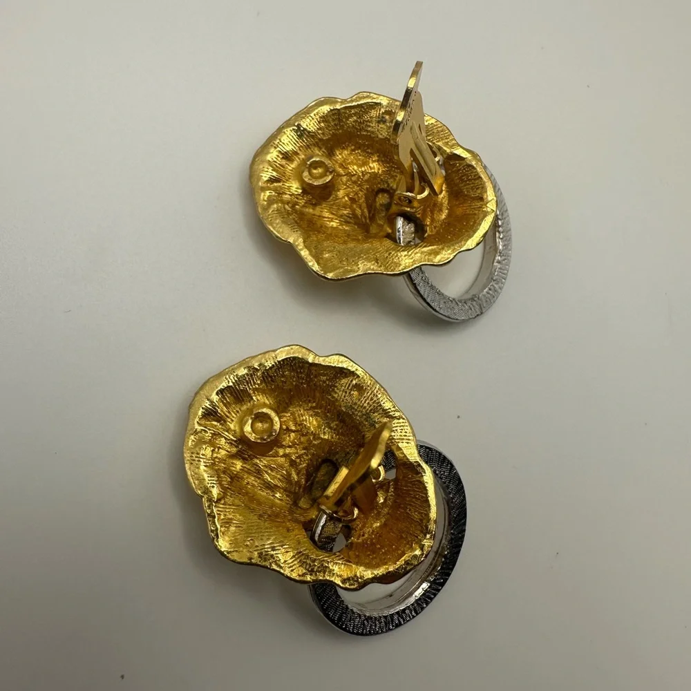 Vtg KJL Kenneth J Lane Lion Leo Door Knocker Clip Earrings Rhinestones Gold Tone - Picture 10 of 11
